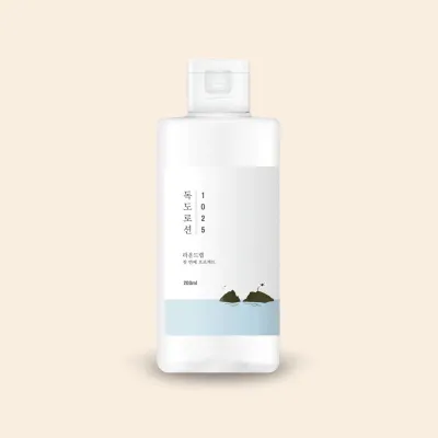 Round Lab 1025 Dokdo Lotion – Lekka emulsja nawilżająca z minerałami i kwasem hialuronowym – 200ml Round Lab 1025 Dokdo Lotion – Lekka emulsja nawilżająca z minerałami i kwasem hialuronowym – 200ml