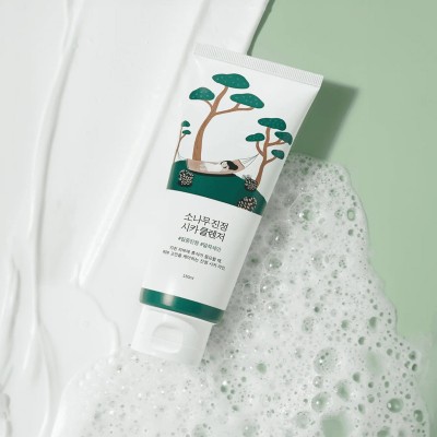 Round Lab Pine Calming Cica Cleanser